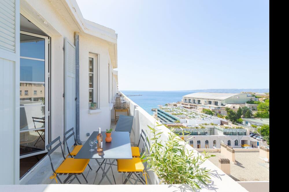 Photo of Patio Balcony in Le Pharo