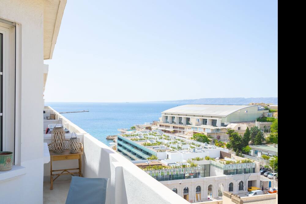 Photo of Patio Balcony in Le Pharo