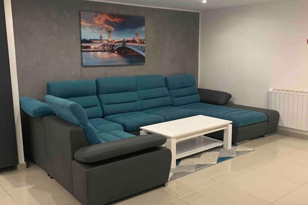 Photo of Livingroom in Bon-Secours