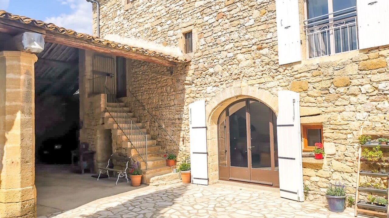 Photo of Patio Balcony in Sainte-Anastasie