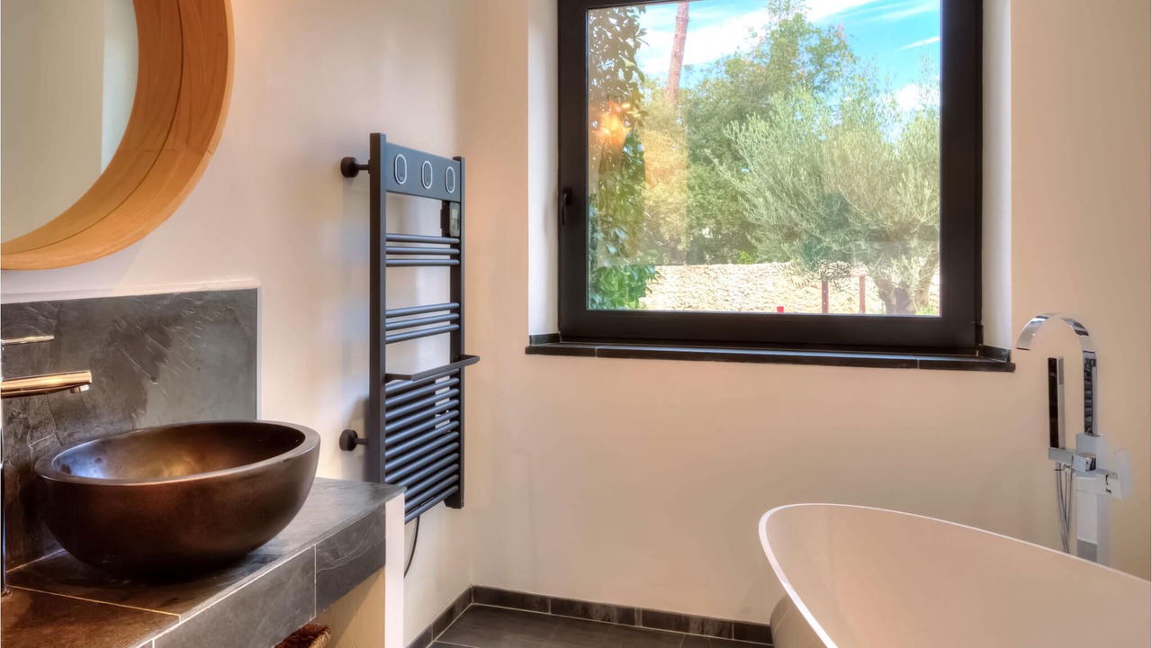 Photo of Bathroom in Sillans-la Cascade