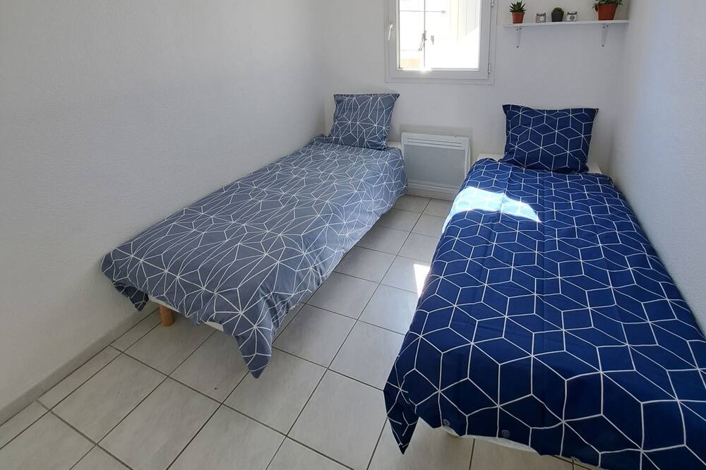 Photo of Bedroom in Aigues-Mortes Medieval City
