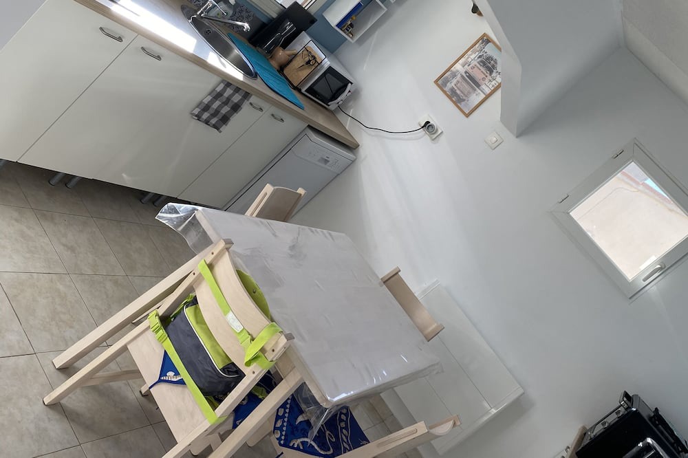 Photo of Kitchen in Port-Saint-Louis-du-Rhone