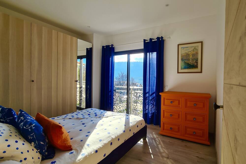 Photo of Bedroom in Gemenos