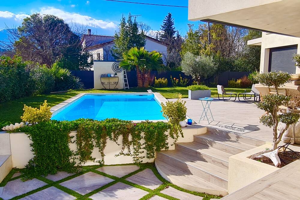 Photo of Outdoor in Gemenos