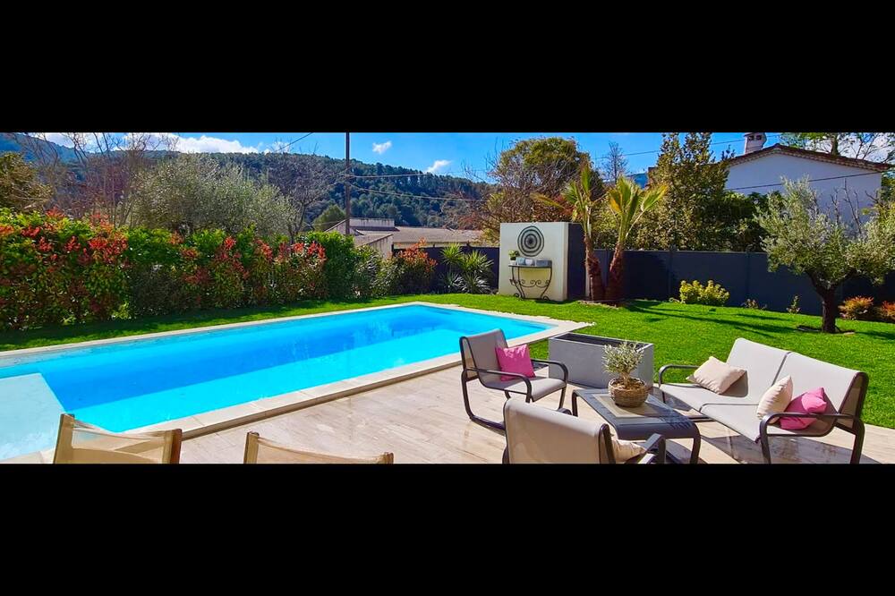 Photo of Outdoor in Gemenos