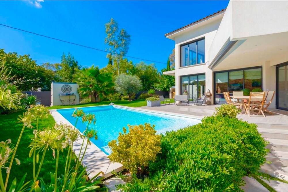 Photo of Outdoor in Gemenos