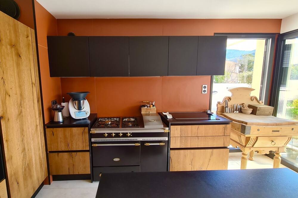 Photo of Kitchen in Gemenos