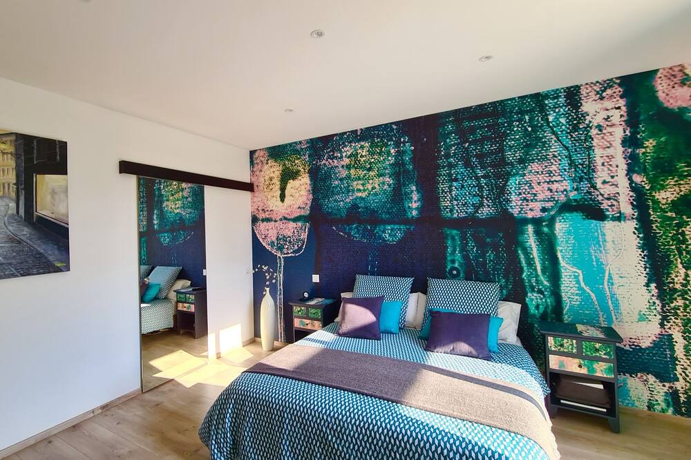 Photo of Bedroom in Gemenos