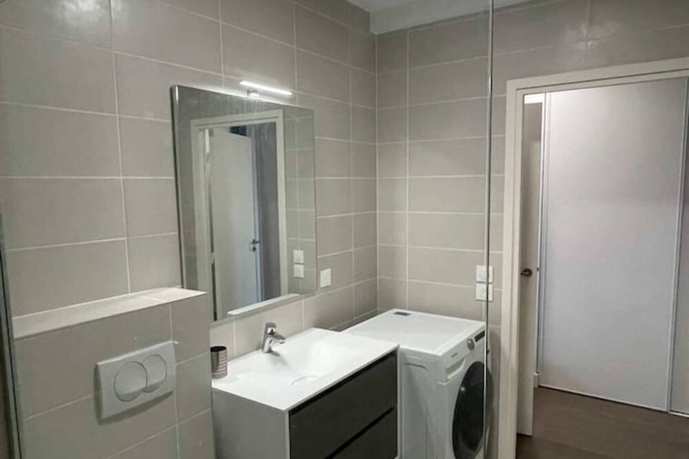 Photo of Bathroom in Saint-Etienne-de-Tinee
