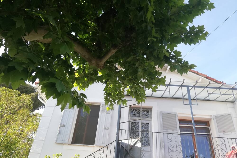 Photo of Outdoor in Sud