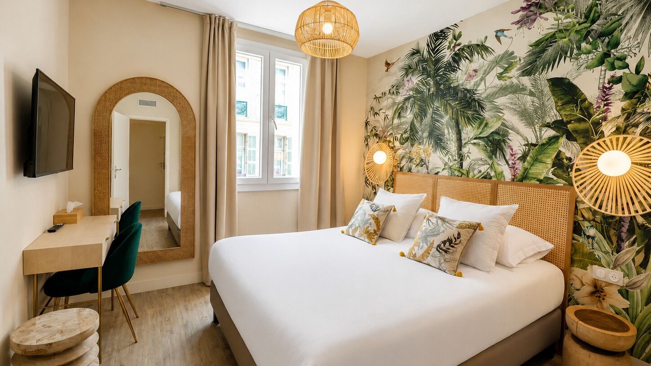 Photo of Bedroom in 6th Arrondissement