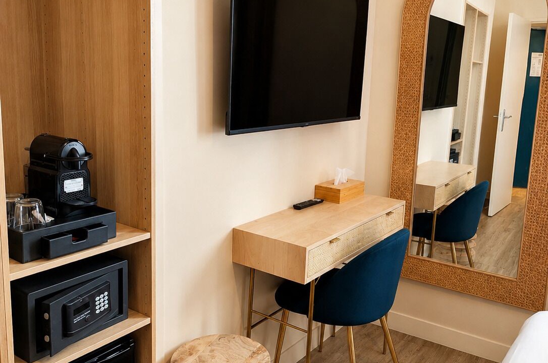 Photo of Bedroom in 6th Arrondissement