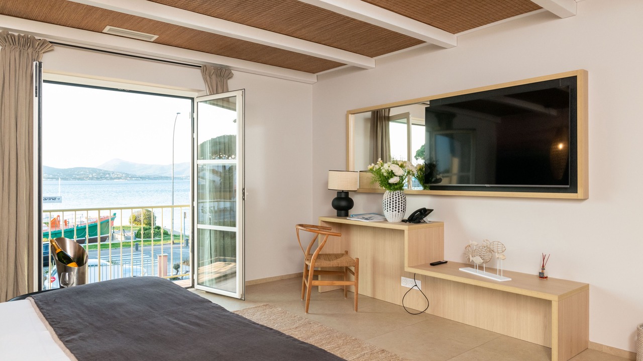 Photo of Bedroom in Saint-Tropez City Centre