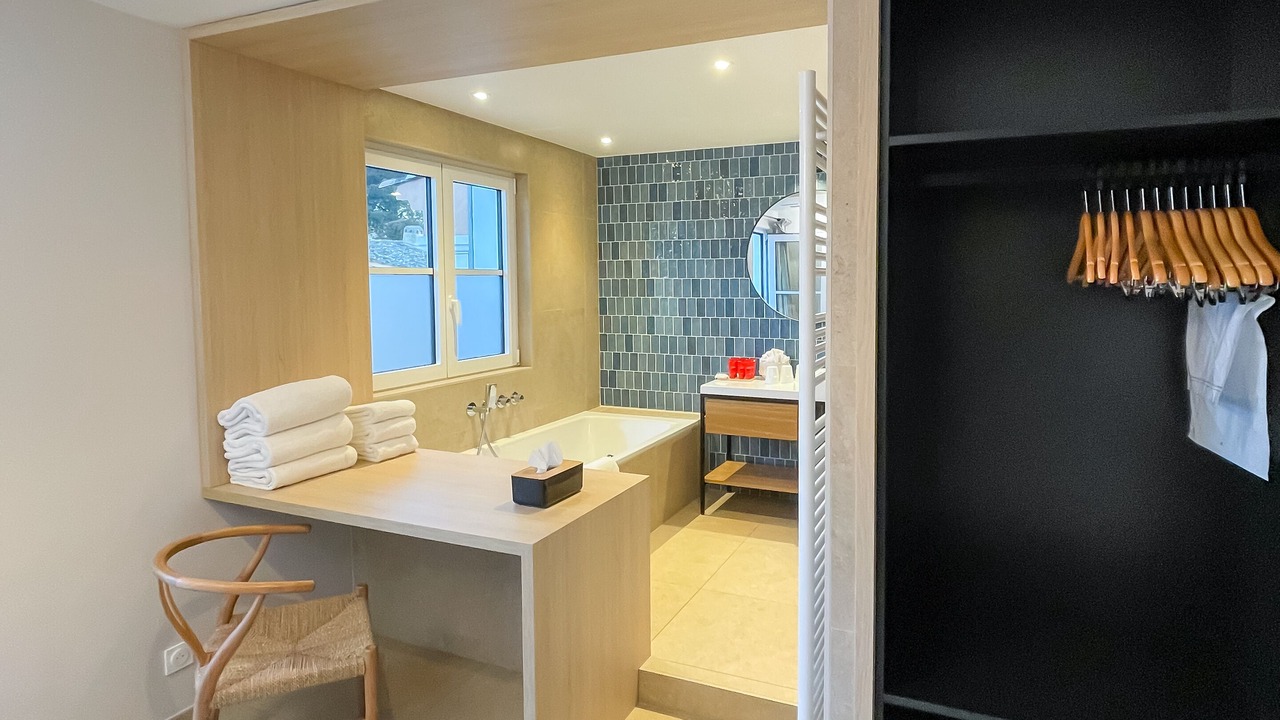 Photo of Bathroom in Saint-Tropez City Centre