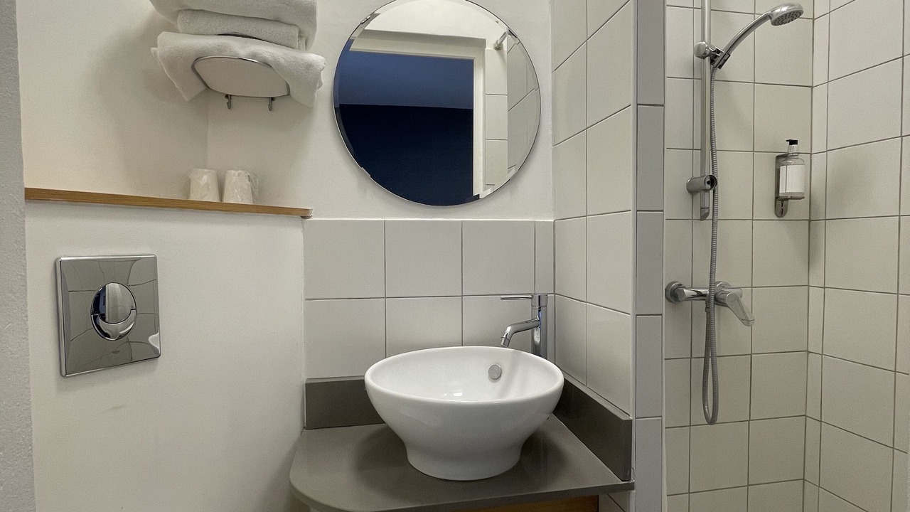 Photo of Bedroom in Comedie