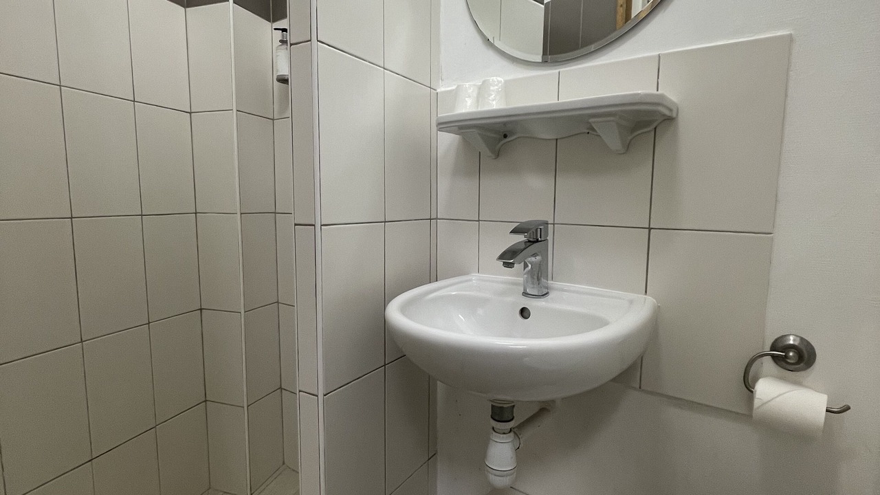 Photo of Bathroom in Comedie