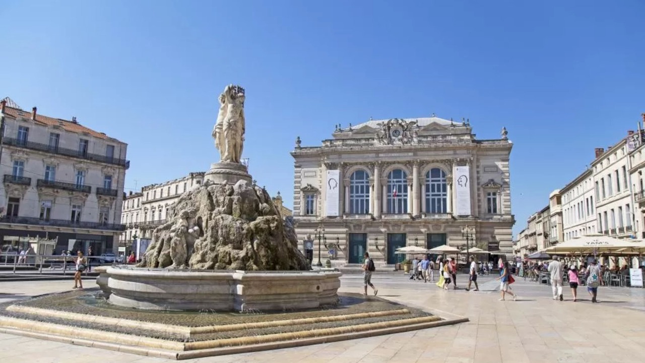 Photo of Buildings in Comedie