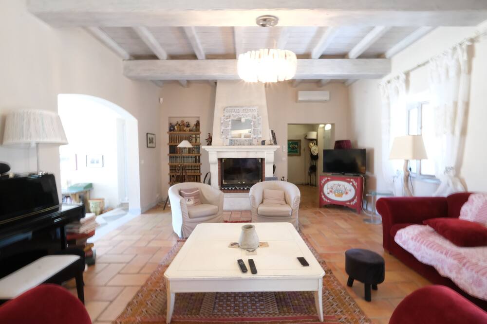 Photo of Livingroom in Maussane-les-Alpilles
