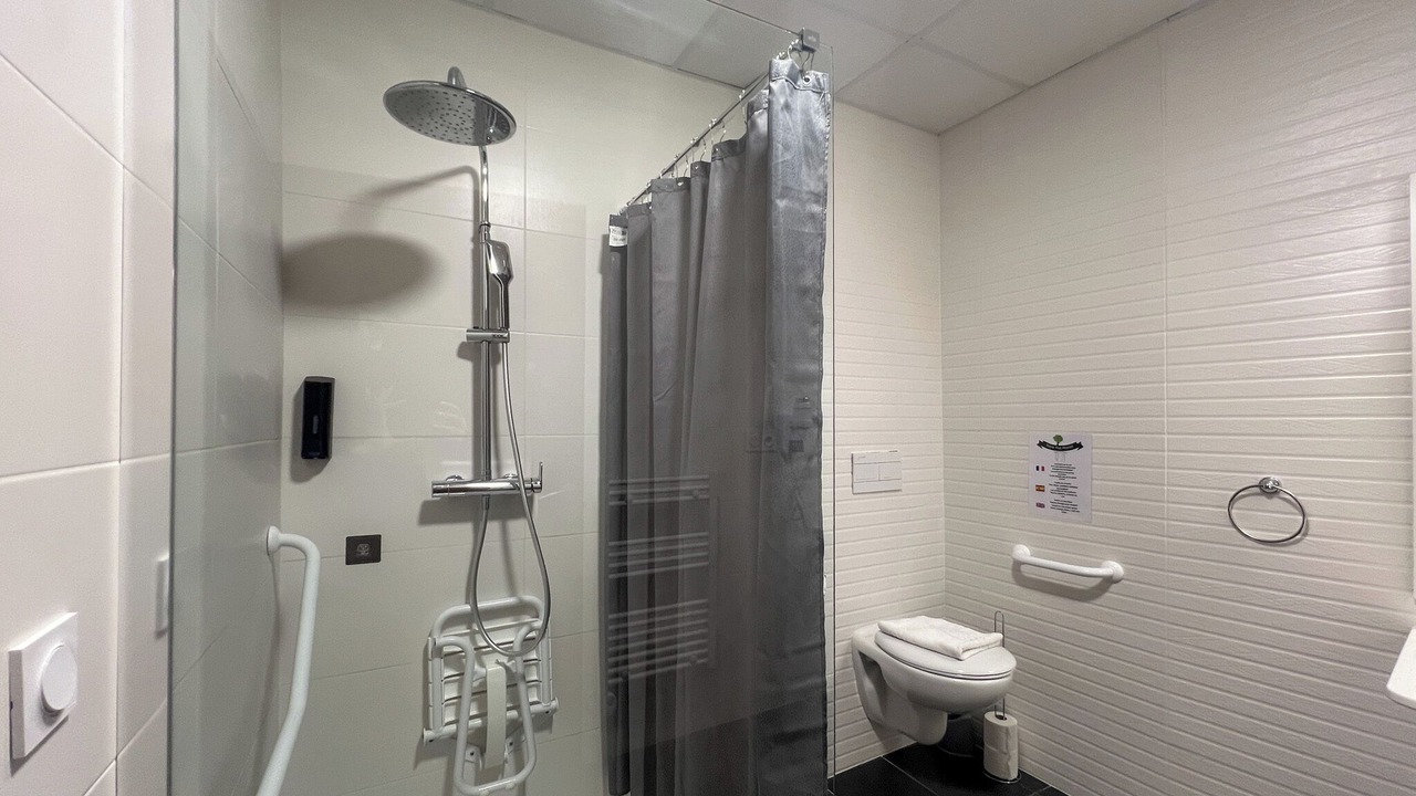 Photo of Bathroom in Faubourg