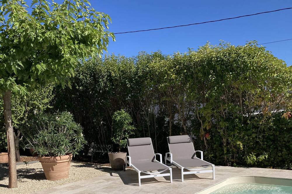 Photo of Outdoor in Cabrieres-dʼAigues