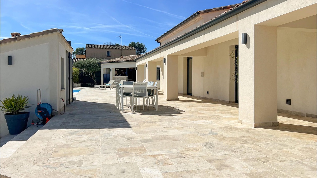Photo of Patio Balcony in Saint-Maximin-la-Sainte-Baume