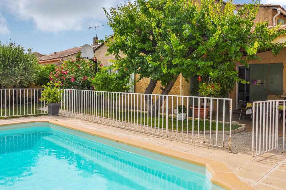Photo of Outdoor in Rognonas