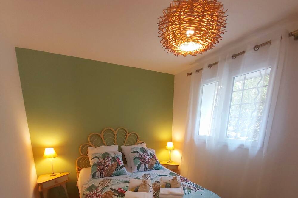Photo of Bedroom in Istres