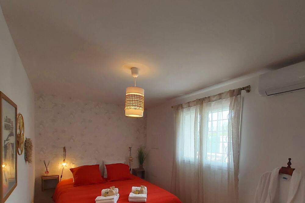 Photo of Bedroom in Istres