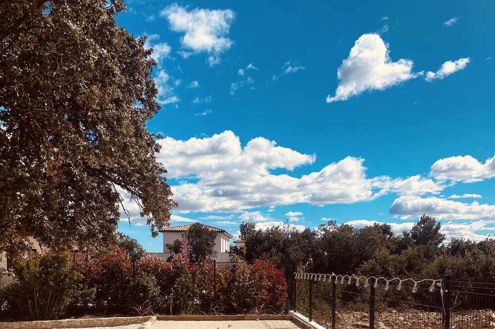 Photo of Outdoor in Caremeau