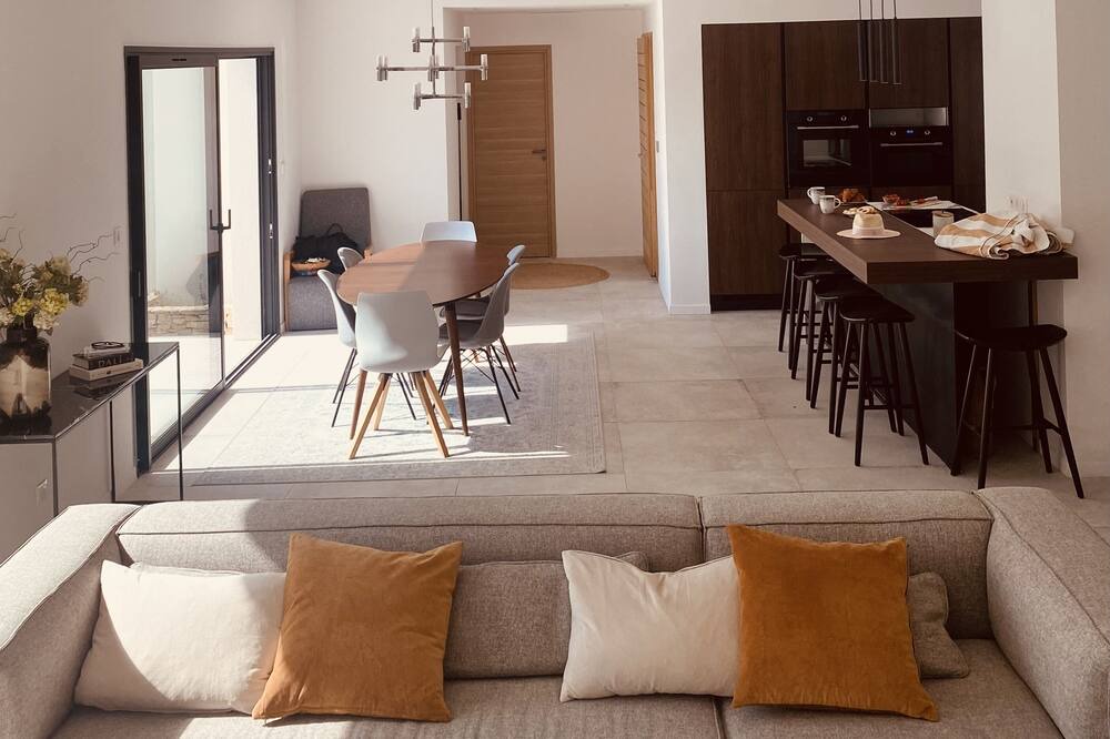 Photo of Livingroom in Caremeau