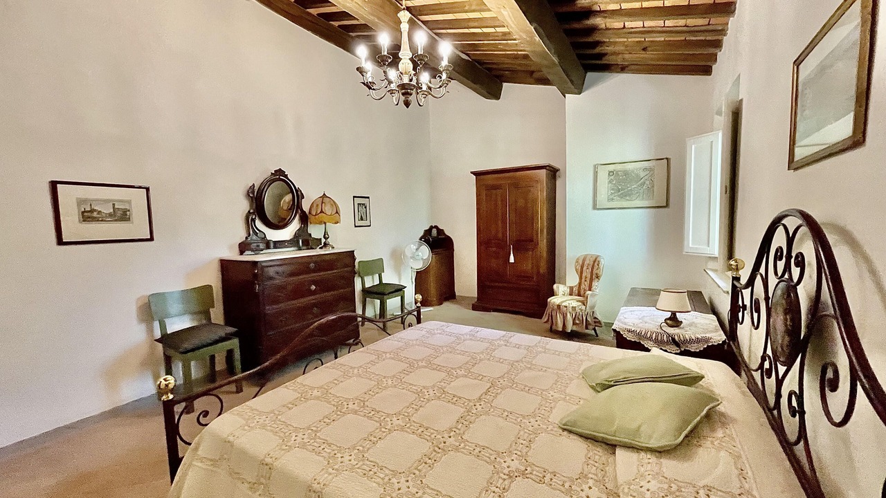 Photo of Bedroom in Montopoli in Val d'Arno