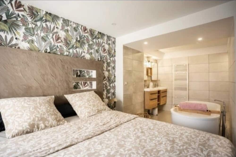 Photo of Bedroom in Cournonterral