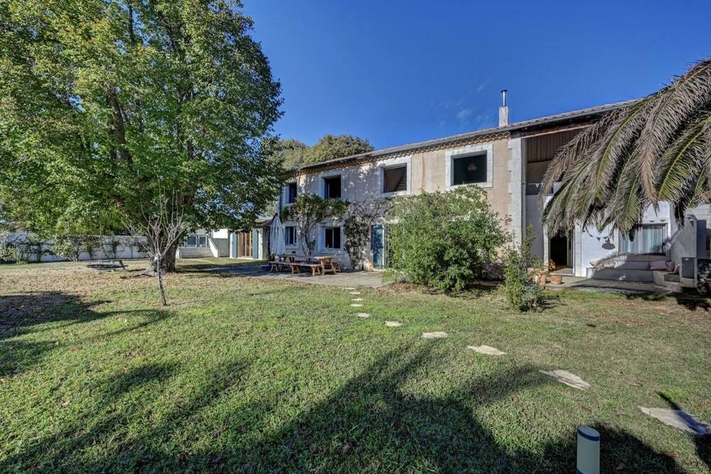 Photo of Outdoor in Raphele-les-Arles