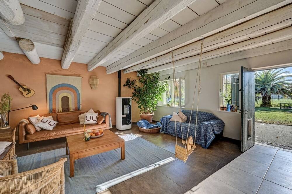 Photo of Livingroom in Raphele-les-Arles