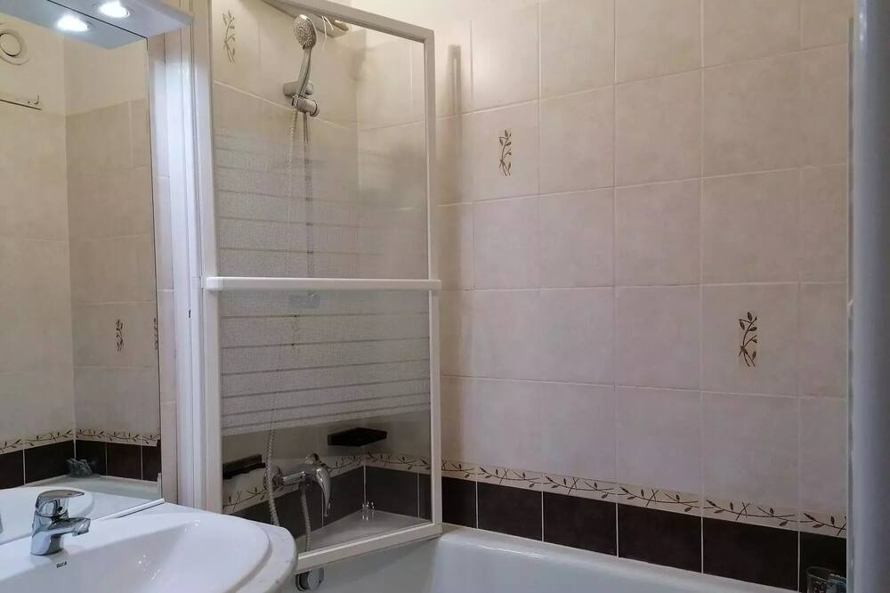 Photo of Bathroom in Le Sauze