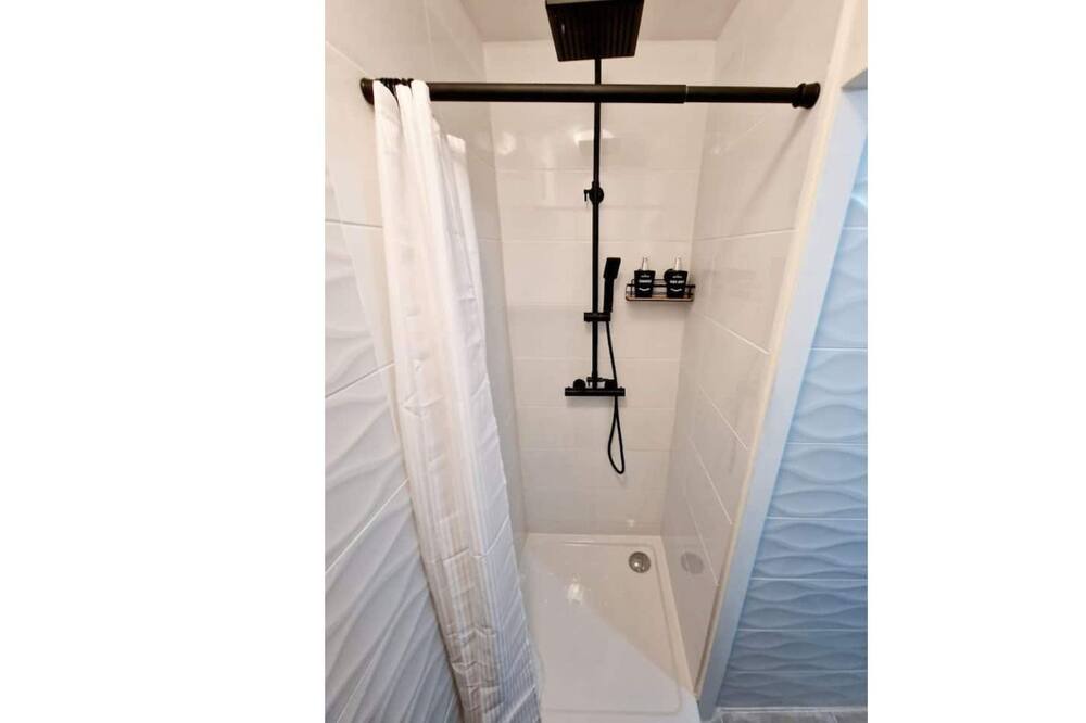 Photo of Bathroom in Menpenti