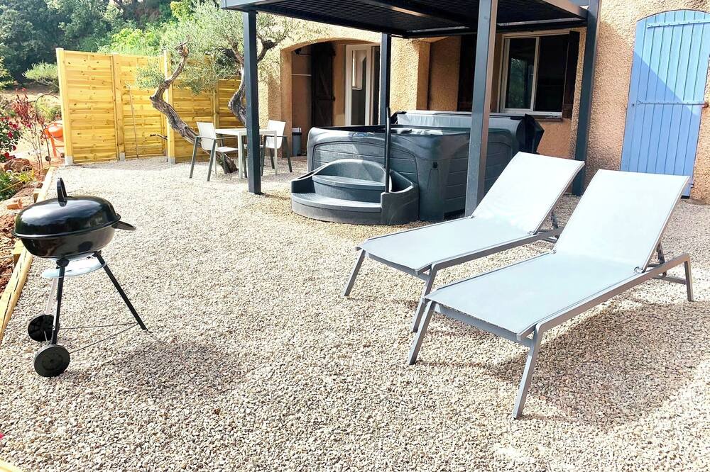 Photo of Patio Balcony in Cuers