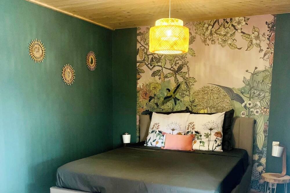 Photo of Bedroom in Cuers