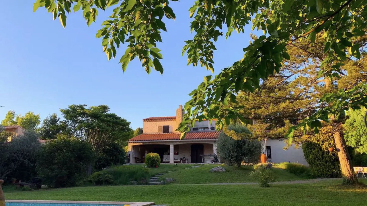 Photo of Outdoor in Simiane-Collongue