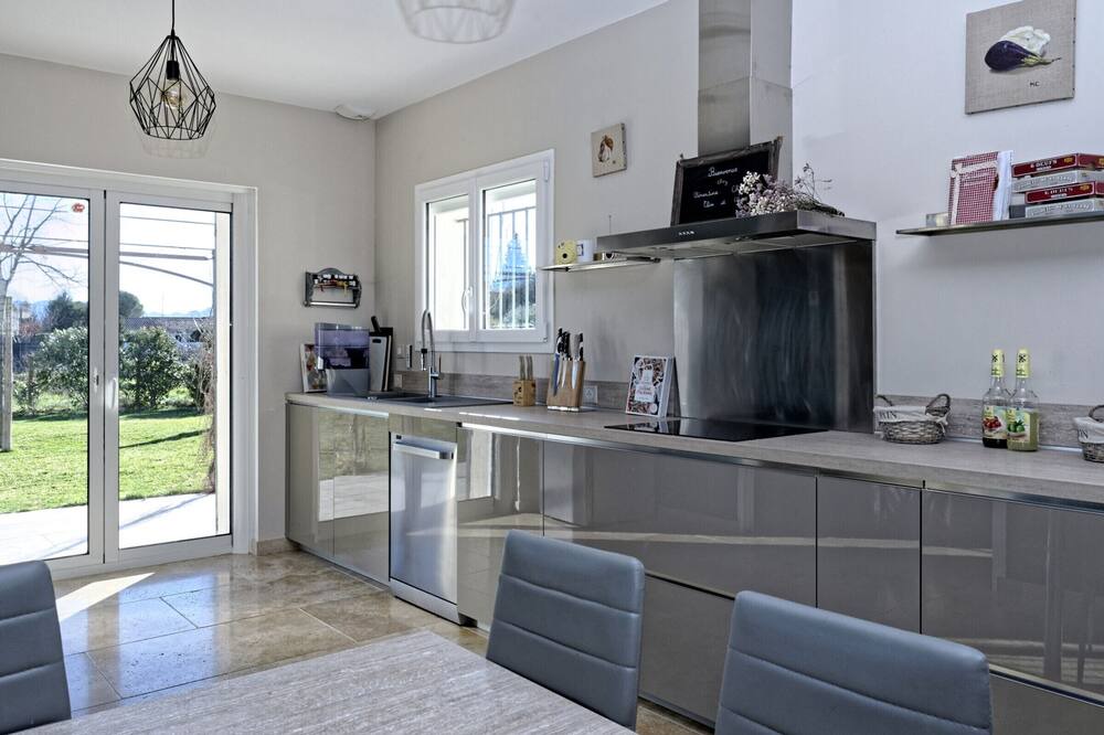 Photo of Kitchen in Molleges