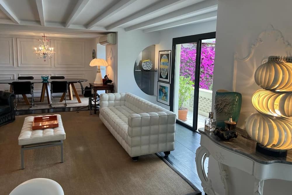 Photo of Livingroom in Roquebrune-Cap-Martin