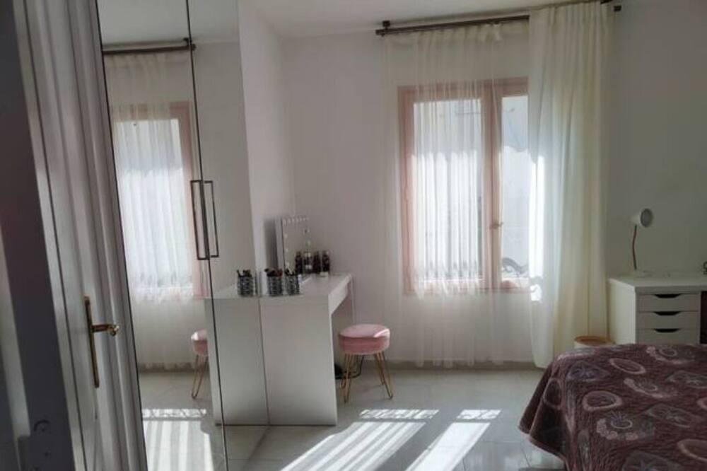Photo of Bedroom in Carnot