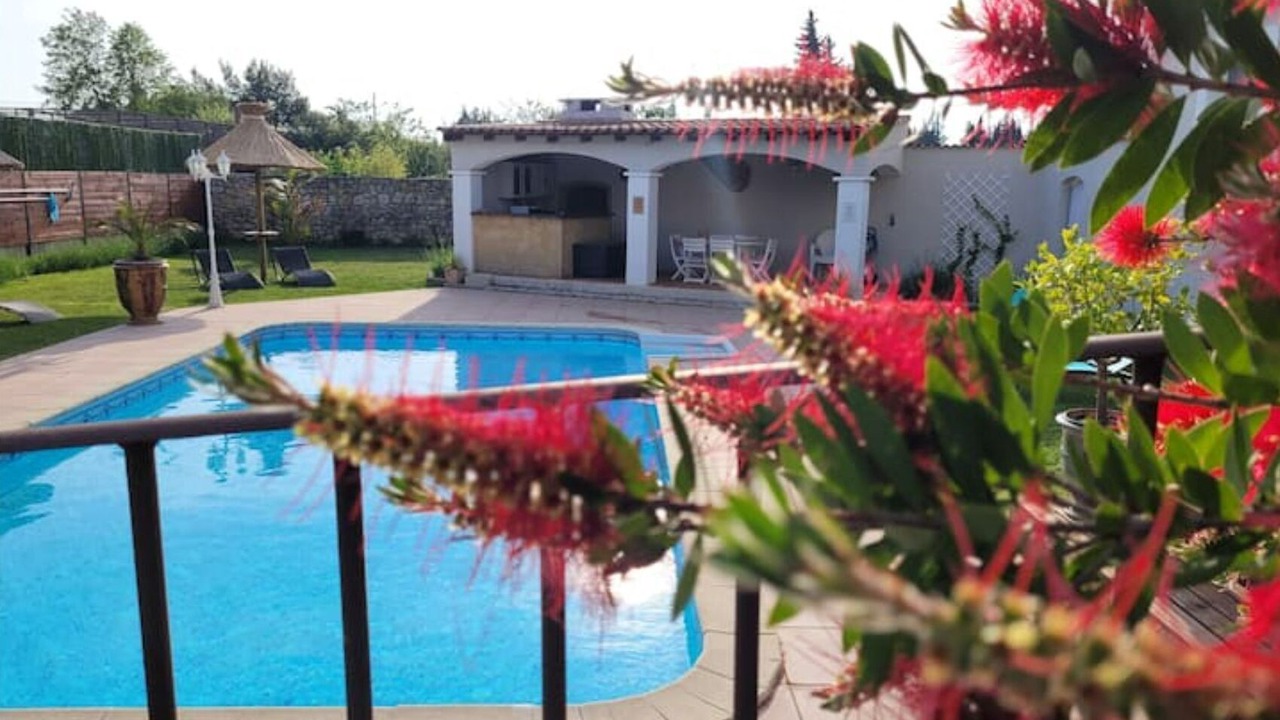 Photo of Outdoor in Aramon