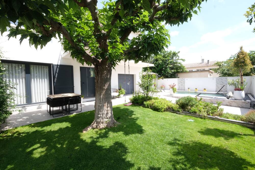 Photo of Outdoor in Salon-de-Provence