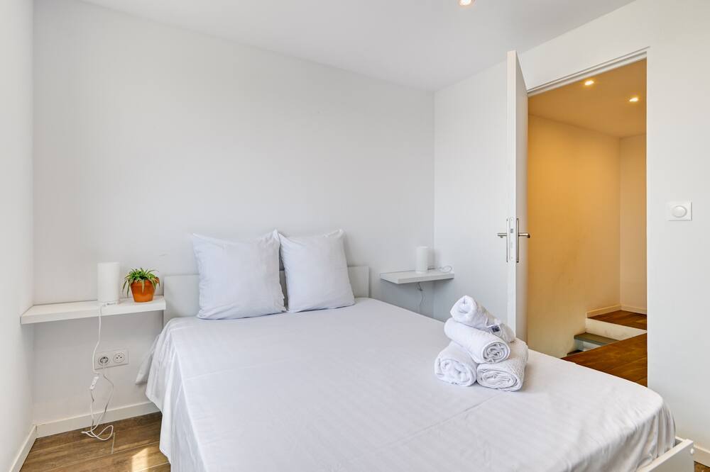 Photo of Bedroom in Saint-Barnabe