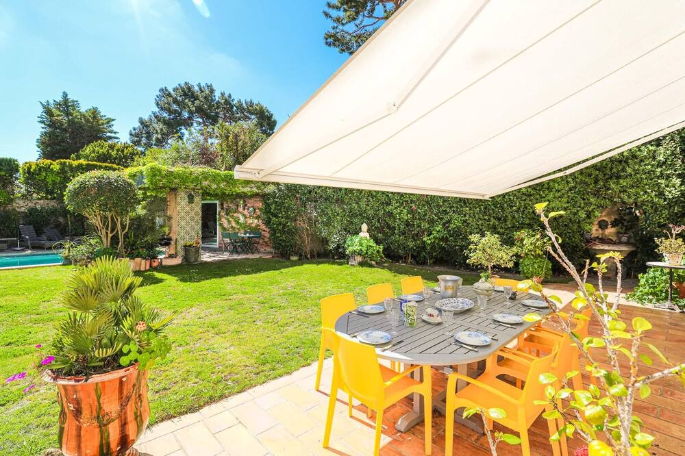 Photo of Outdoor in Prado-Perier