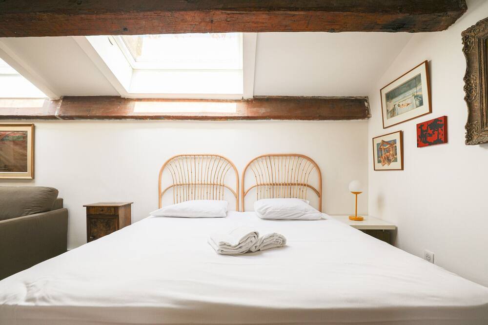 Photo of Bedroom in Prado-Perier
