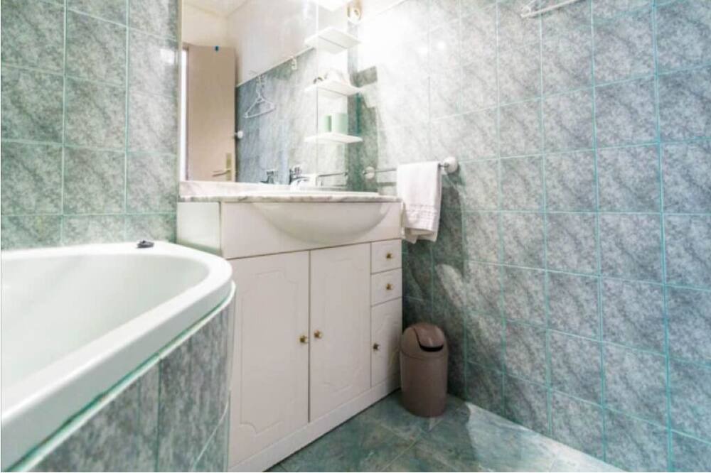 Photo of Bathroom in Le Pharo