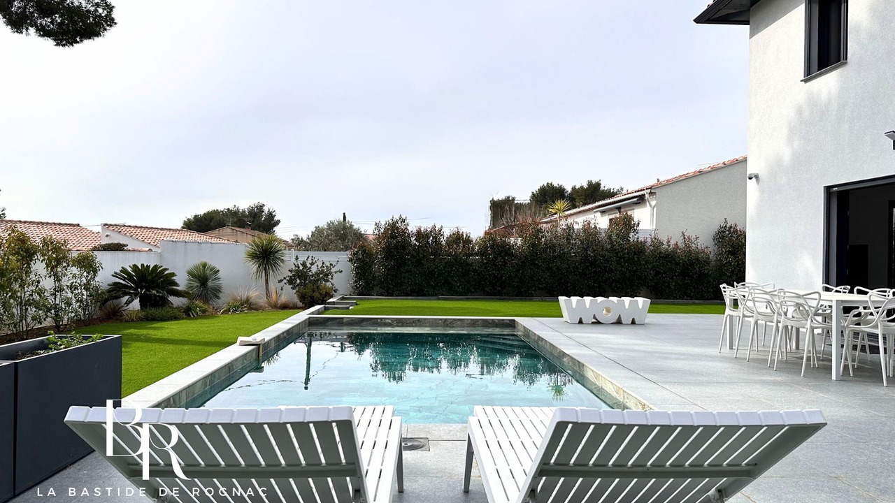Photo of Outdoor in Rognac